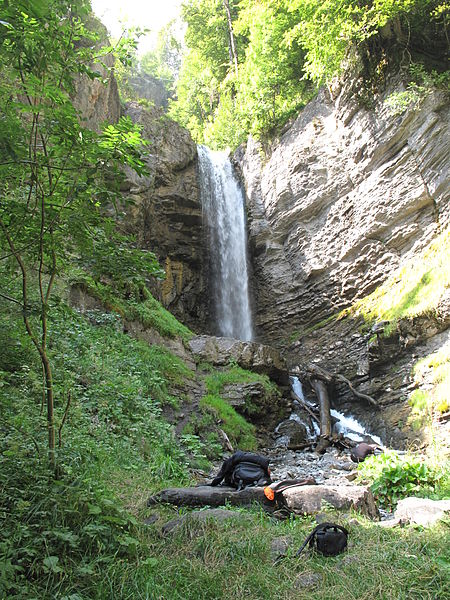 Cascade de Saubaudy Par Tangopaso [Public domain] via Wikimedia Commons