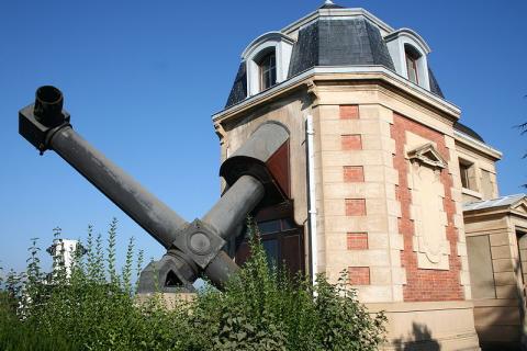 Observatoire de Lyon By Denys (fr) (Own work) GFDL via Wikimedia Commons