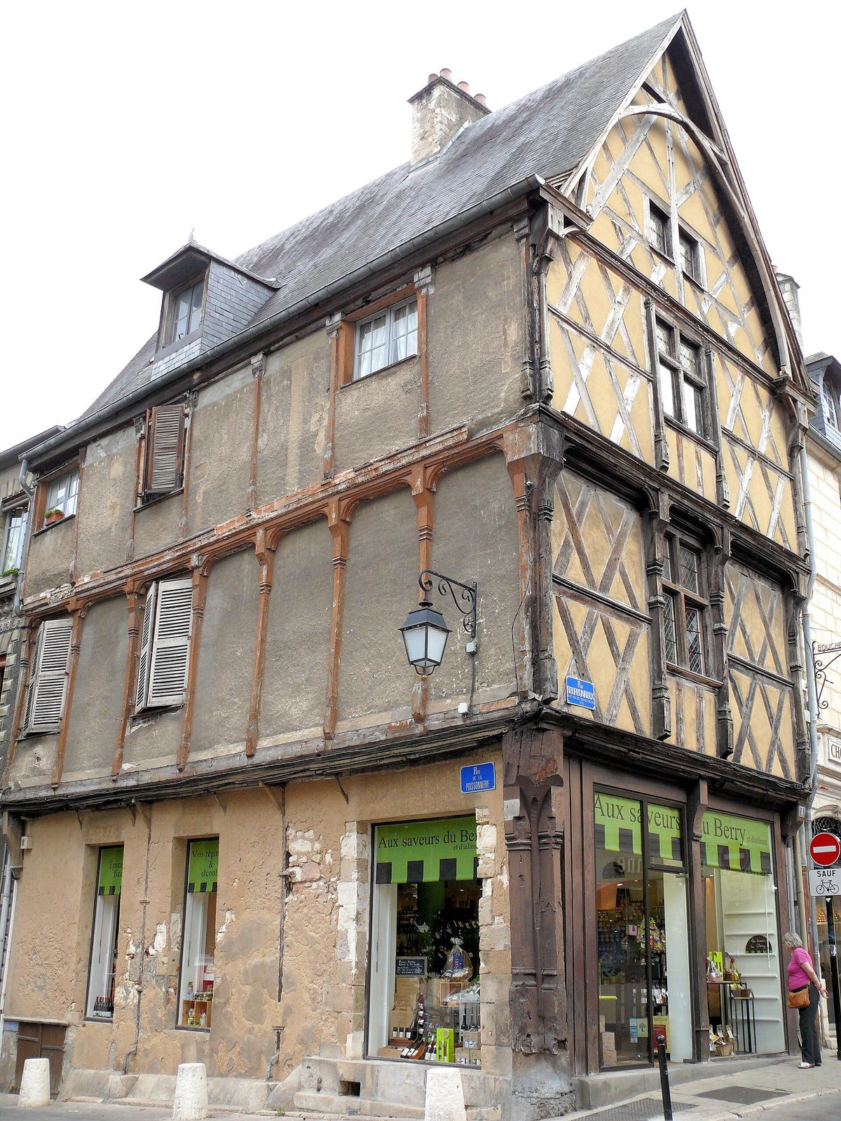 Bourges