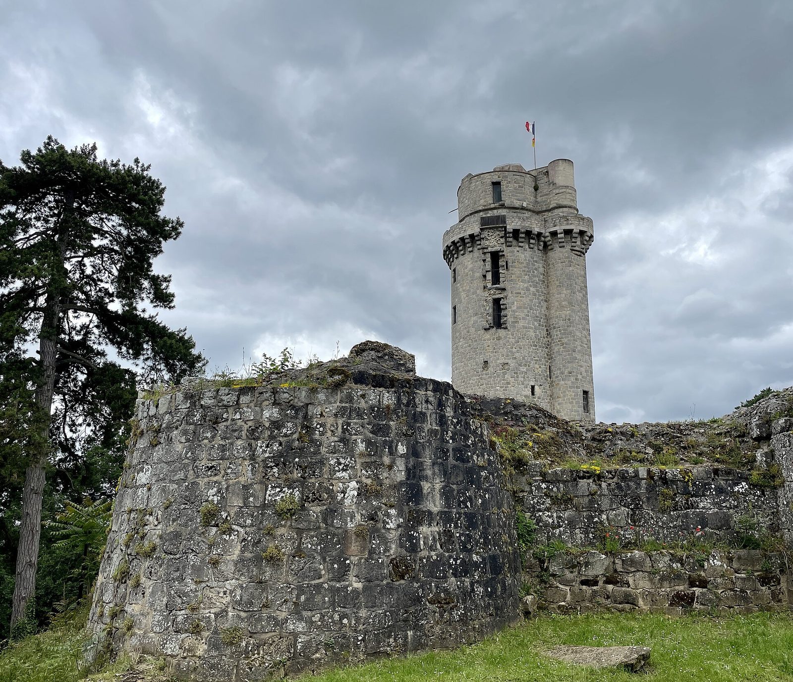 Château de Montlhéry