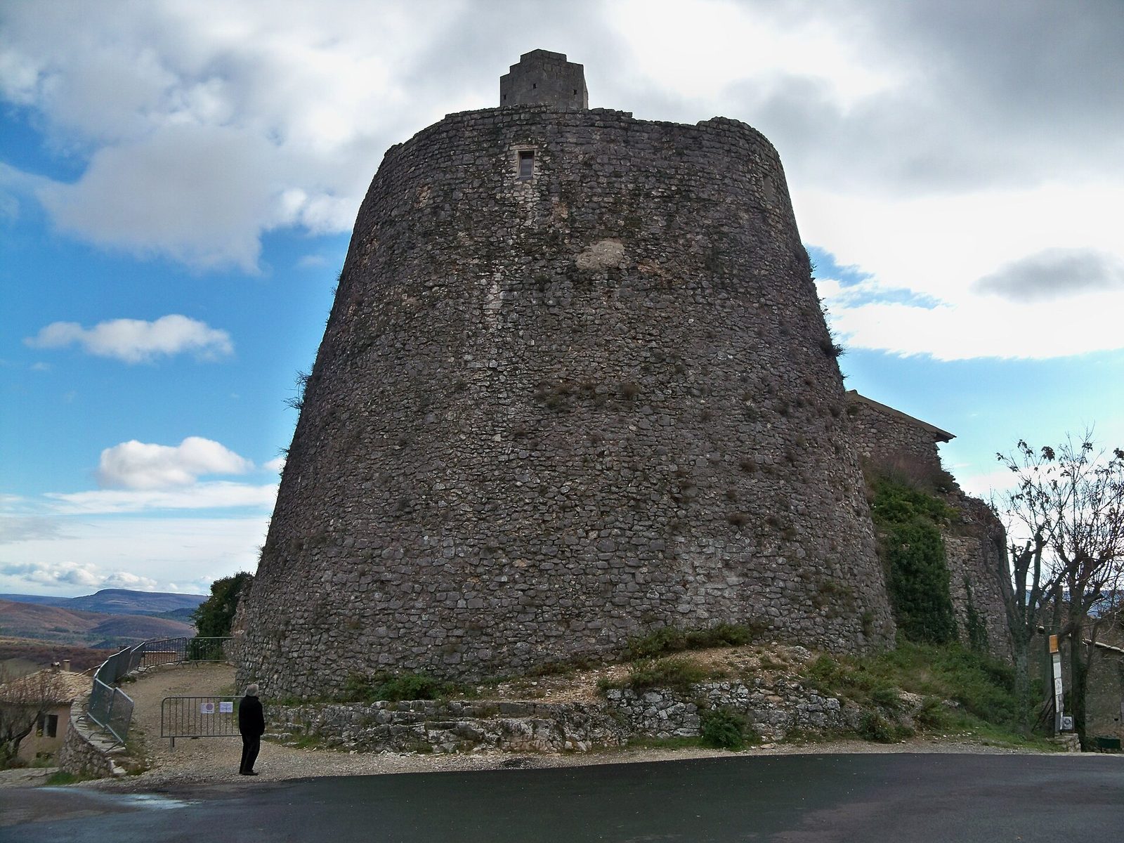 Château de Simiane-la-Rotonde