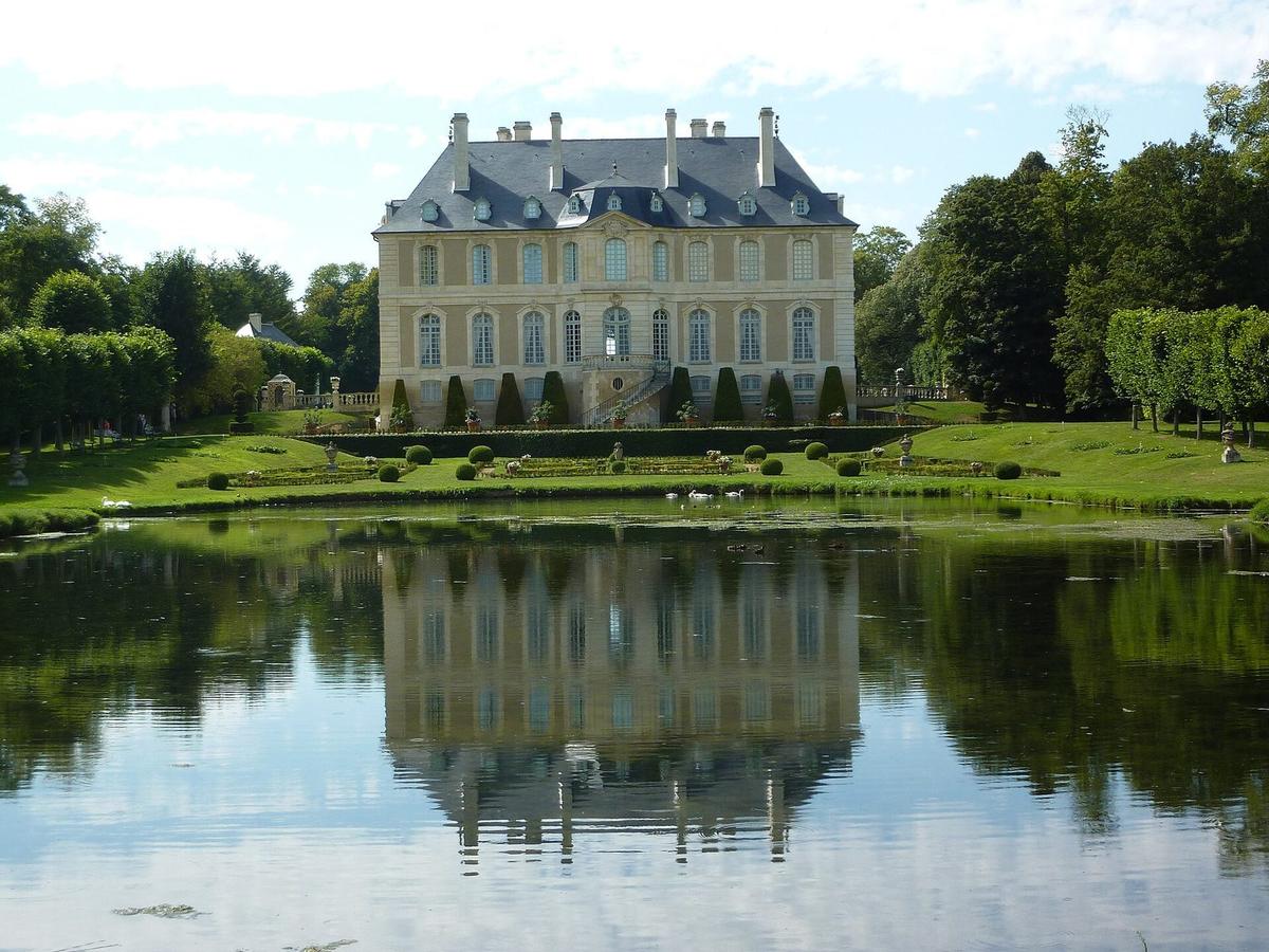 Château de Vendeuvre - Musée du mobilier