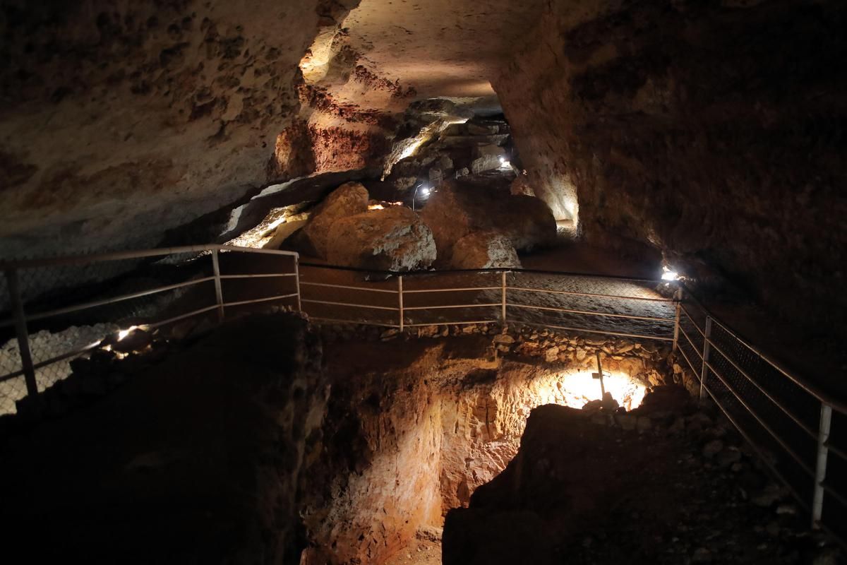 Grotte de Bara-Bahau