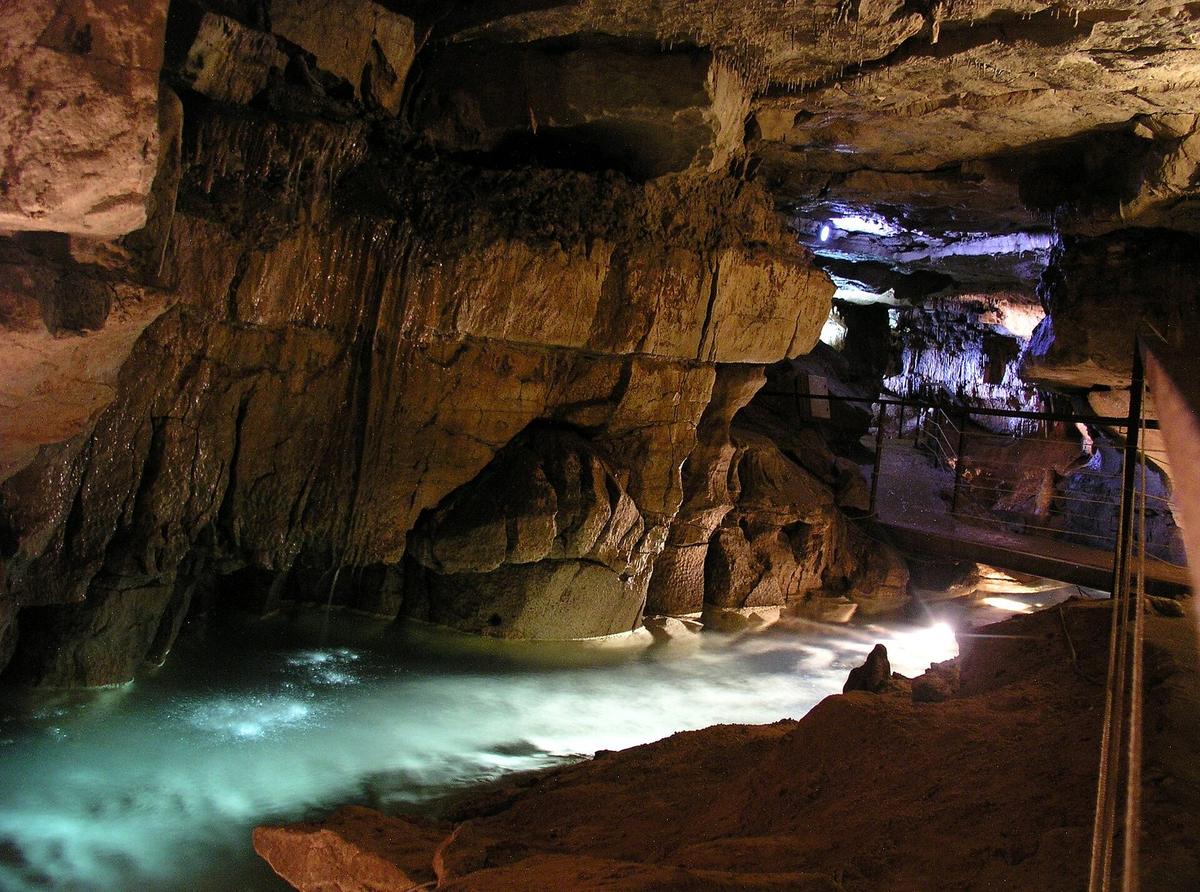 Grotte de Labeil