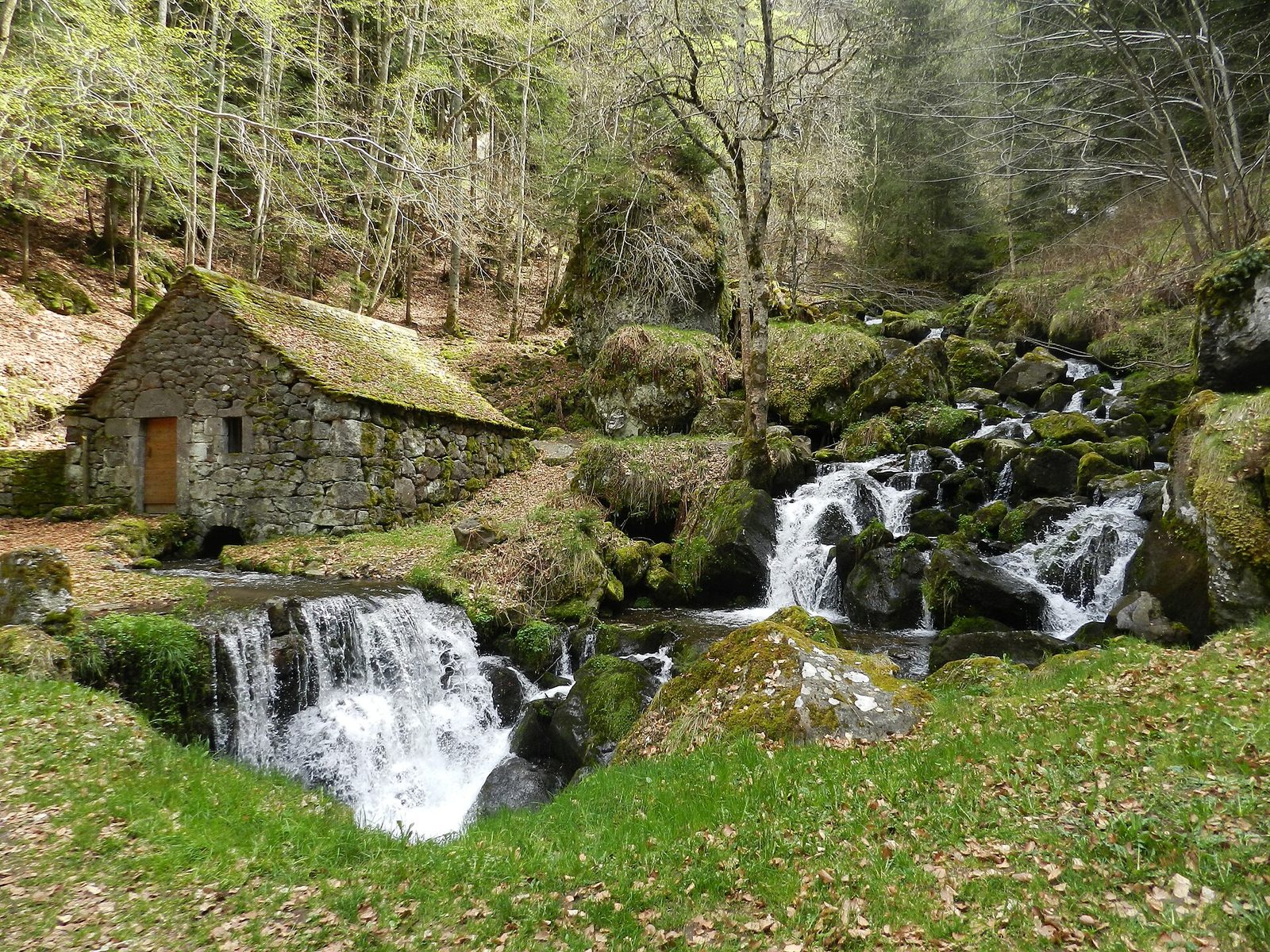 La Cascade et Moulin de Chambeuil