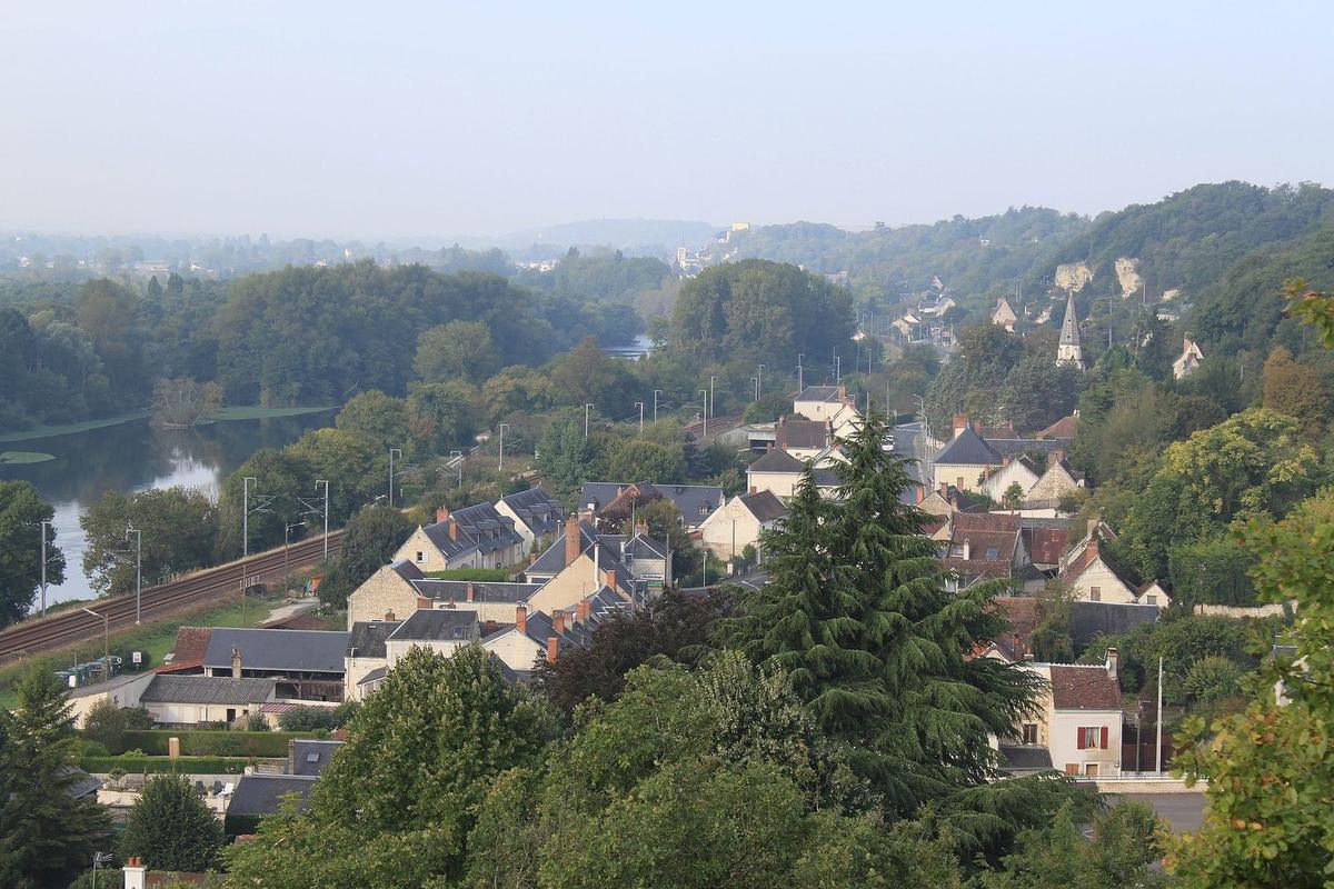 La Cave des Roches Le Champignon