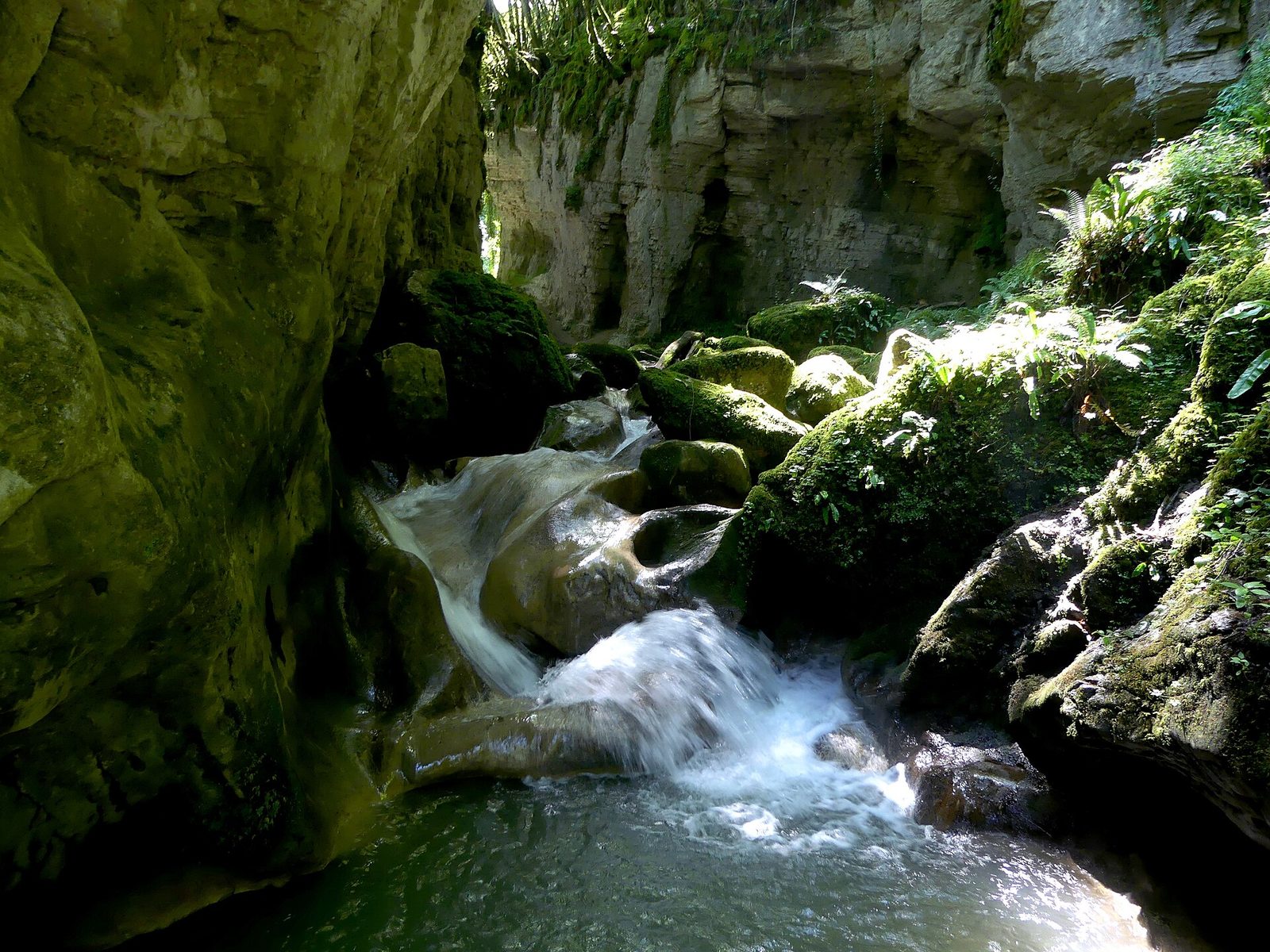 Les Gorges et canyon du Grenand