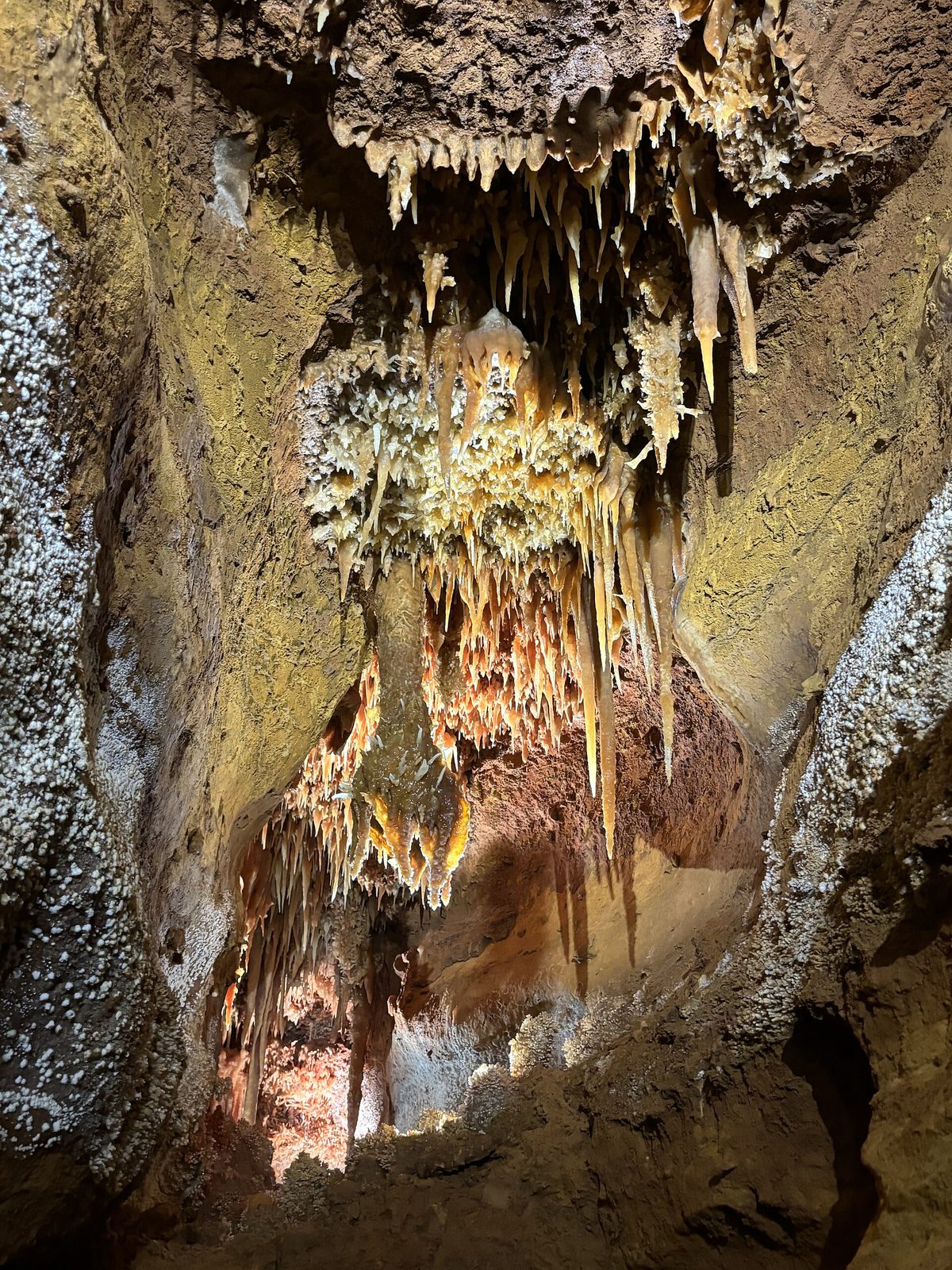 Les Grottes de Maxange : Grottes à concretions en Dordogne