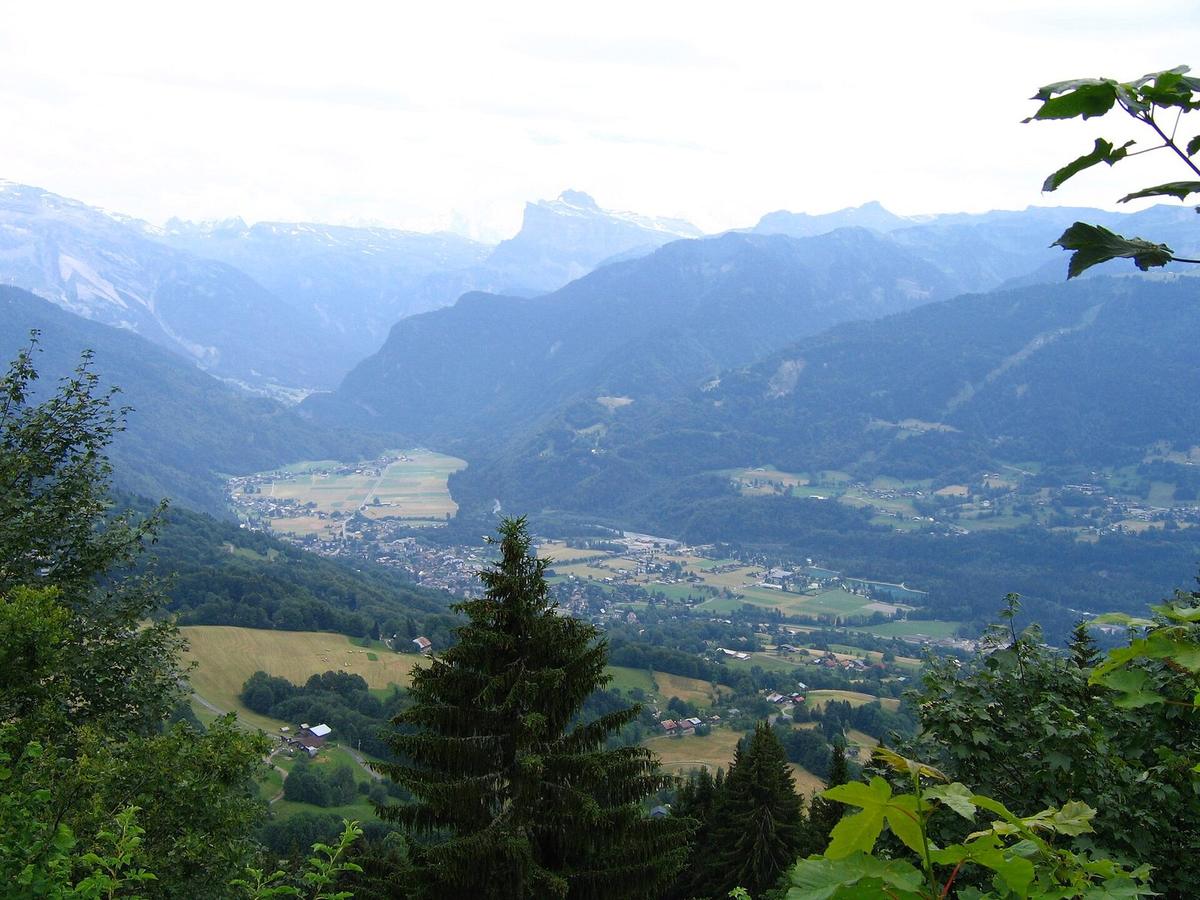 Samoens