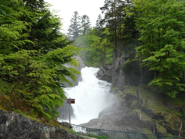 Cascade du Ceriset