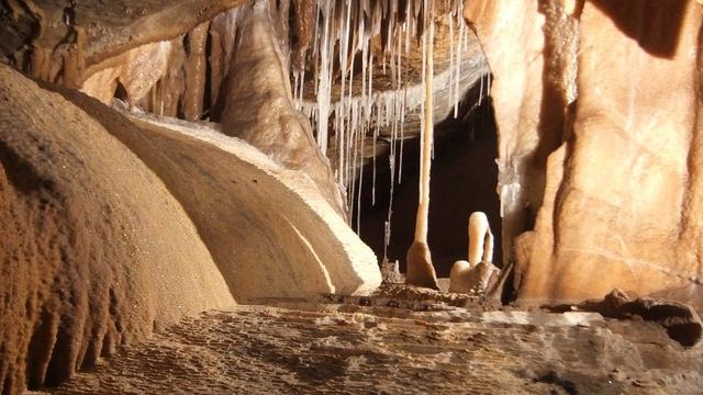 Grotte de la Devèze