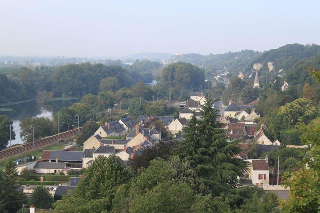 La Cave des Roches Le Champignon