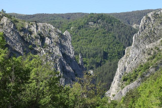 Les Clues de Barles
