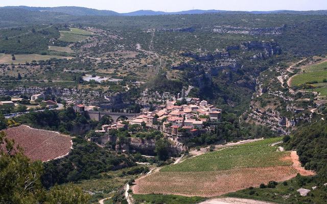 Les Ponts Naturels de Minerve