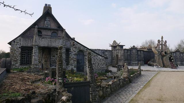 Musée Robert-Tatin
