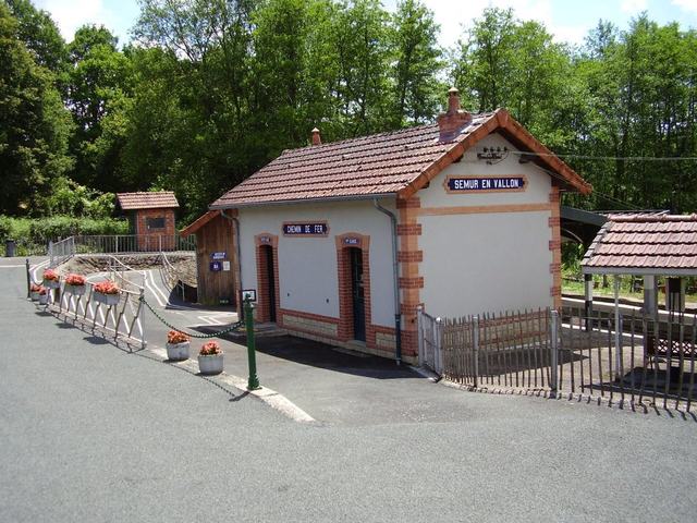 Muséotrain de Semur en Vallon