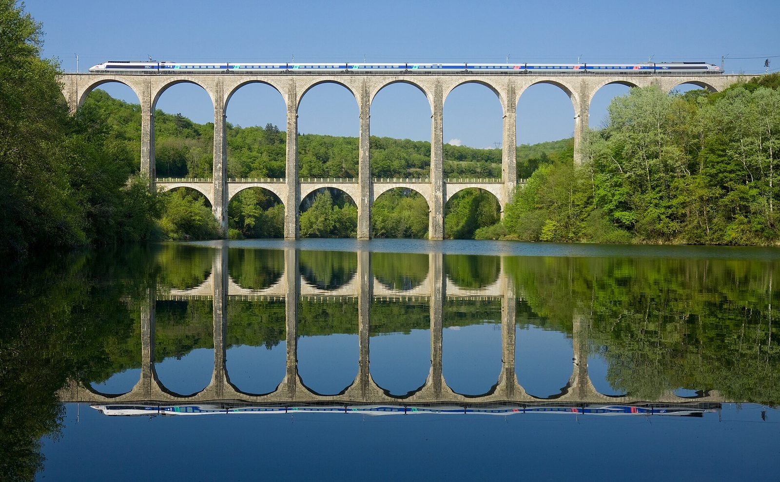 Viaduc de Cize-Bolozon