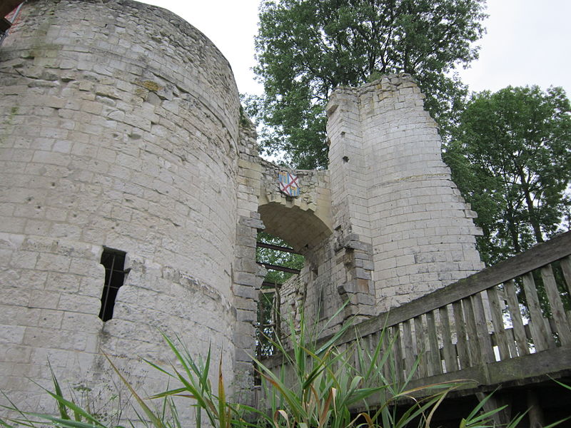 Château d'Eaucourt sur Somme By Chateau eaucourt CC BY-SA 3.0 via Wikimedia Commons