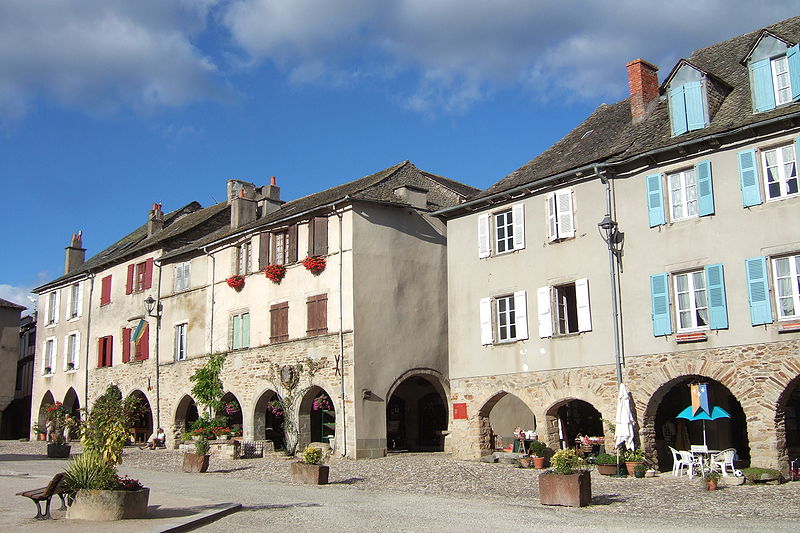 Sauveterre-de-Rouergue (source: wiki)