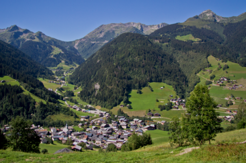 Areches Beaufort By Officiel-areches-beaufort CC BY-SA 4.0 via Wikimedia Commons