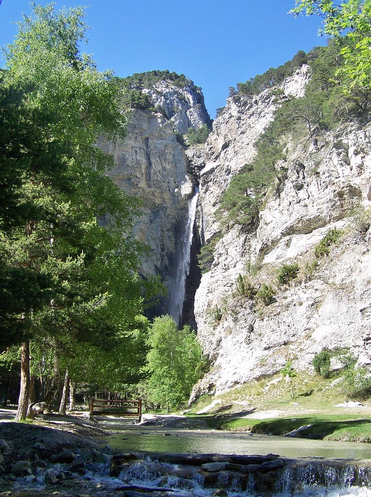 10 La cascade Saint-Benoît